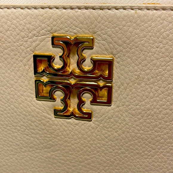 Tory Burch Handbags - TORRY BURCH Wristlet Handbag
